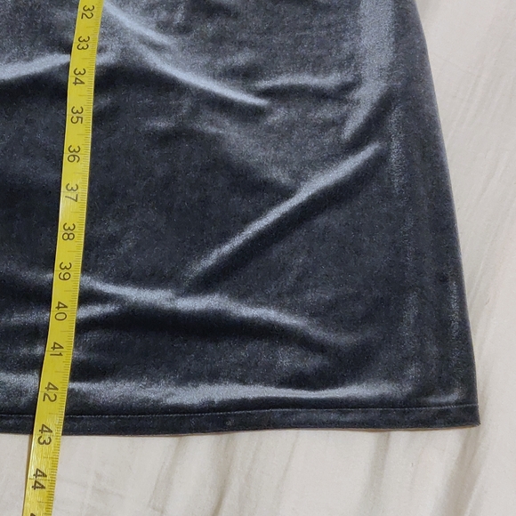 🌠2/$35🌠 Uniqlo Velour Slip Dress Midnight Blue - Picture 8 of 8